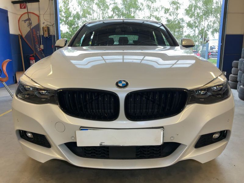 BMW 3er 330i GT M Sport 2020 – снимка 14