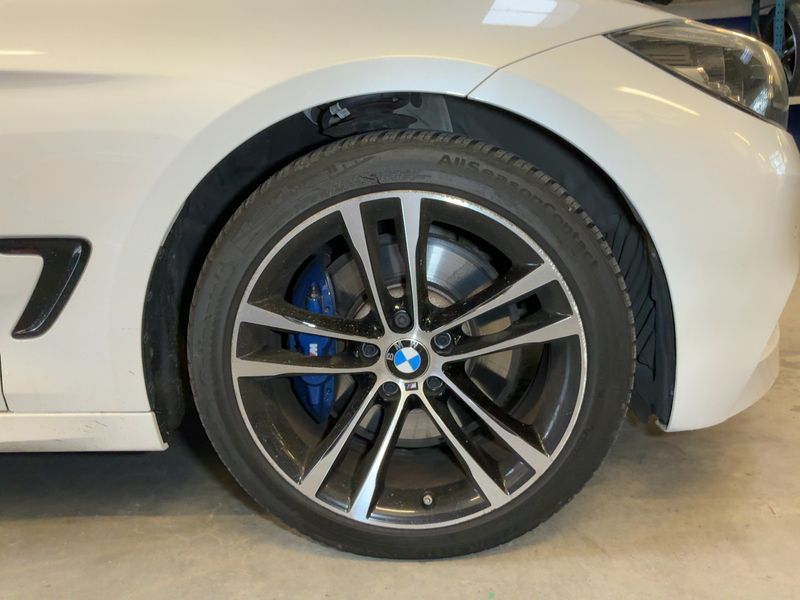 BMW 3er 330i GT M Sport 2020 – снимка 11