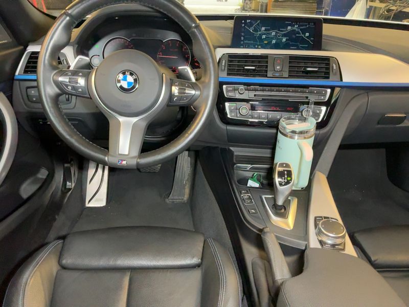 BMW 3er 330i GT M Sport 2020 – снимка 17