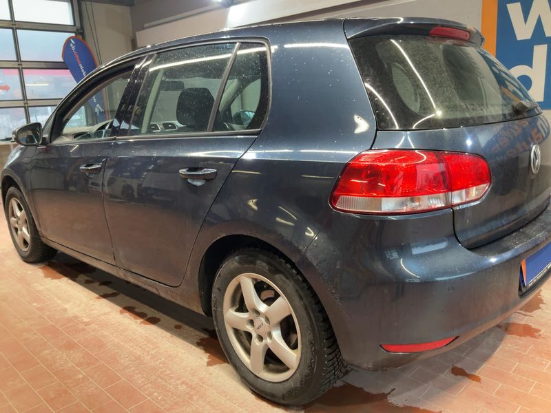 Volkswagen Golf VI 1.6 Comfortline 2009 – снимка на щета