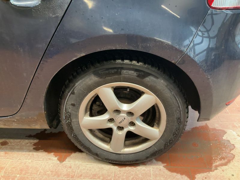 Volkswagen Golf VI 1.6 Comfortline 2009 – снимка 18