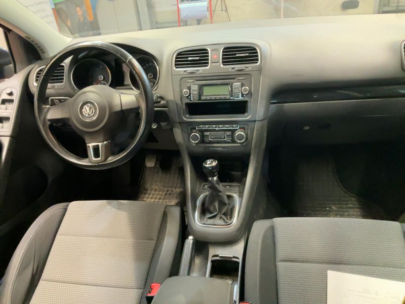Volkswagen Golf VI 1.6 Comfortline 2009 – снимка 12
