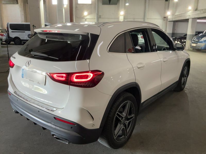 Mercedes-Benz GLA-Klasse GLA 200 d AMG Line 2022 – снимка 8