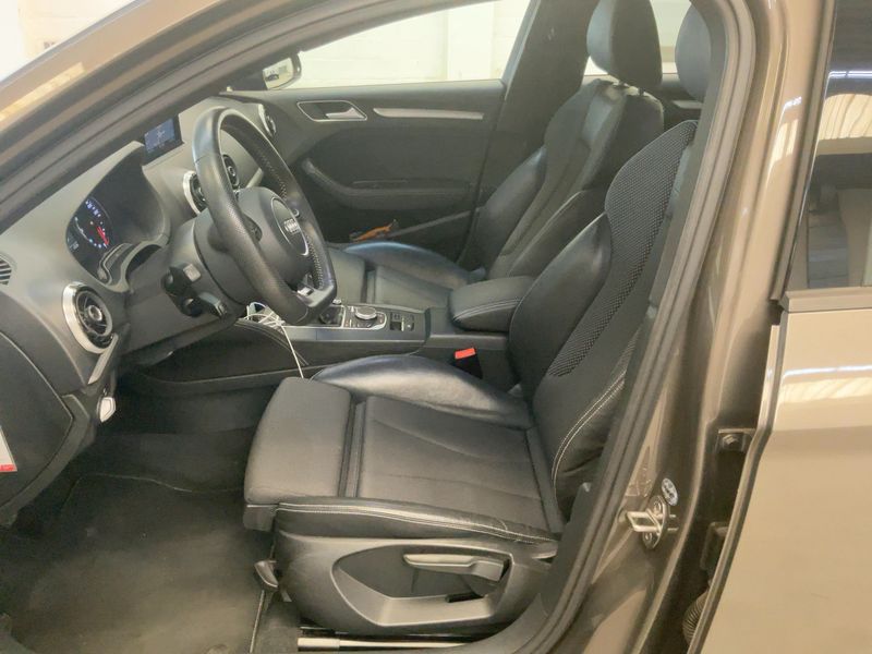 Audi A3 Limousine 1.4 TFSI ACT ultra S line Sportpaket 2015 – снимка 16