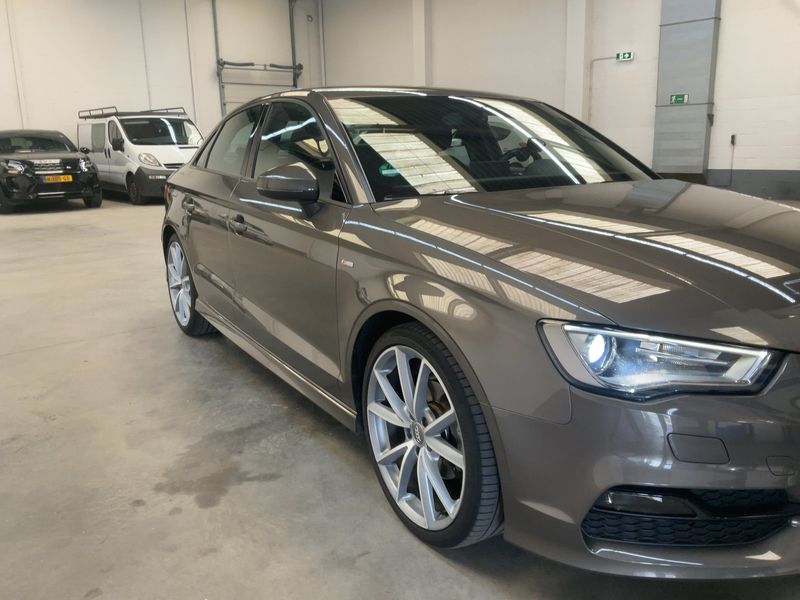 Audi A3 Limousine 1.4 TFSI ACT ultra S line Sportpaket 2015 – снимка 12