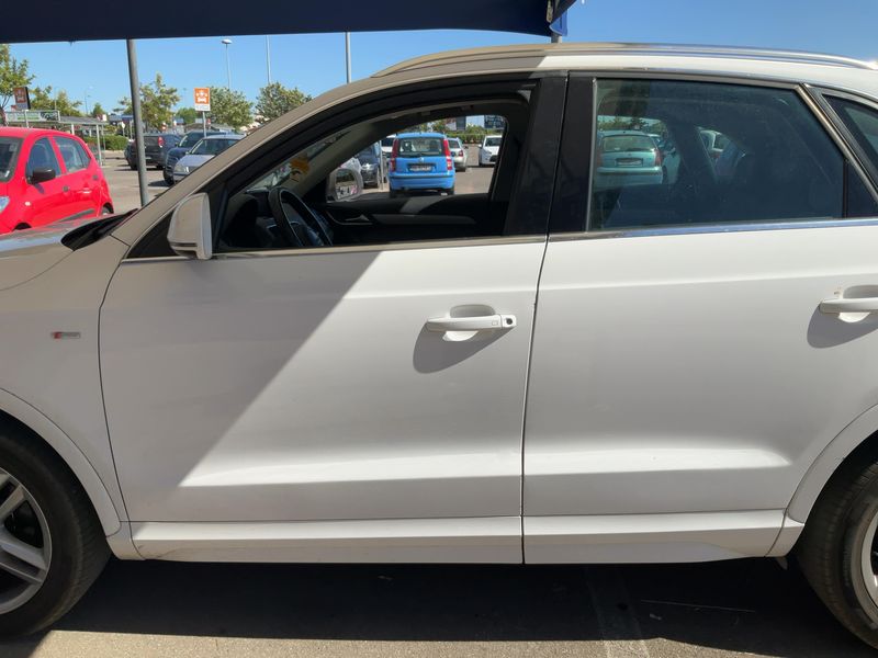 Audi Q3 2.0 TDI quattro Sport 2015 – снимка 4