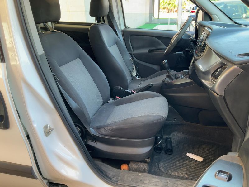 Fiat Doblo 1.3 JTD Pop 2015 – снимка 16
