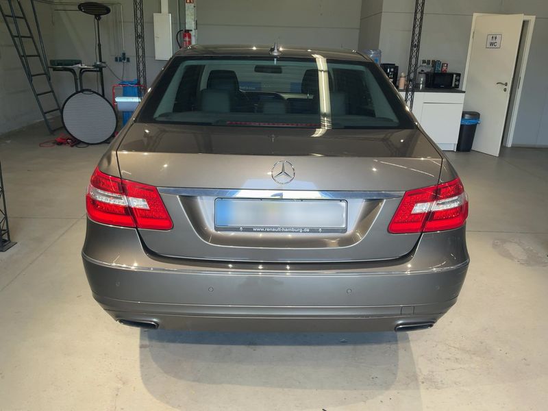 Mercedes-Benz E-Klasse E 200 CGI BlueEfficiency Avantgarde 2012 – снимка 7
