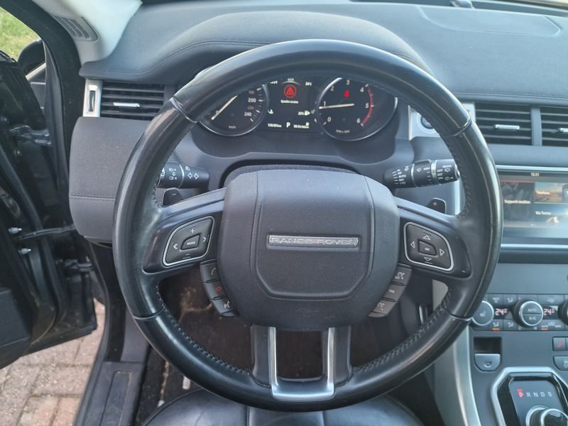 Land Rover Evoque 2.0 Td4 SE 2018 – снимка 15