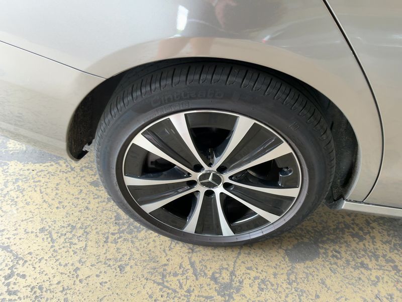 Mercedes-Benz E-Klasse E 300 de T 4Matic 2020 – снимка 9