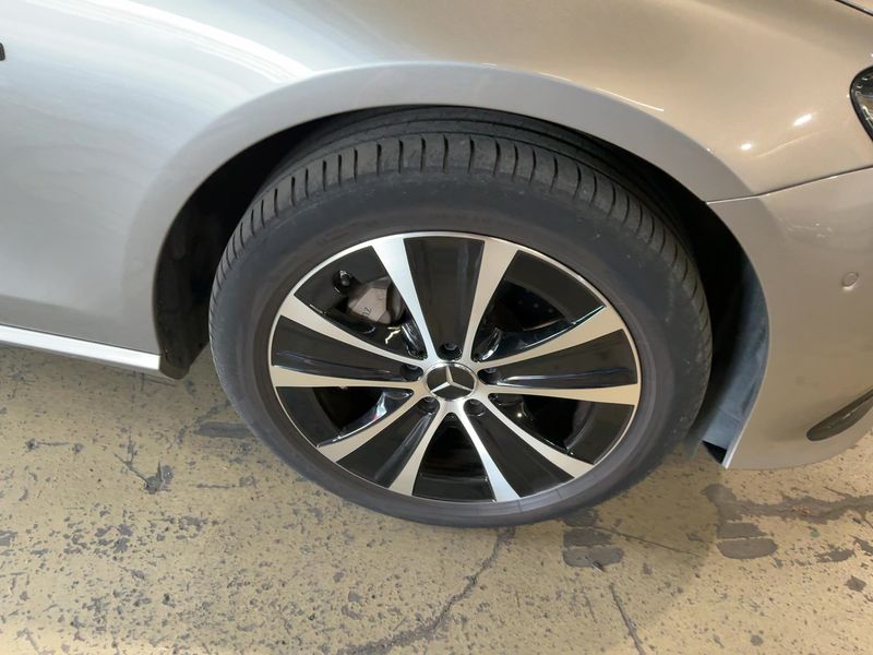 Mercedes-Benz E-Klasse E 300 de T 4Matic 2020 – снимка 11