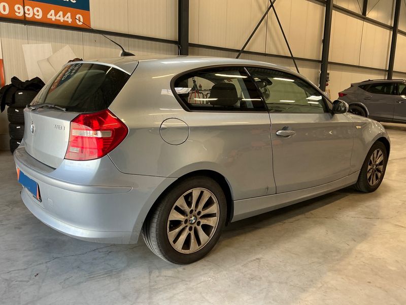 BMW 1er 118i 2009 – снимка 2