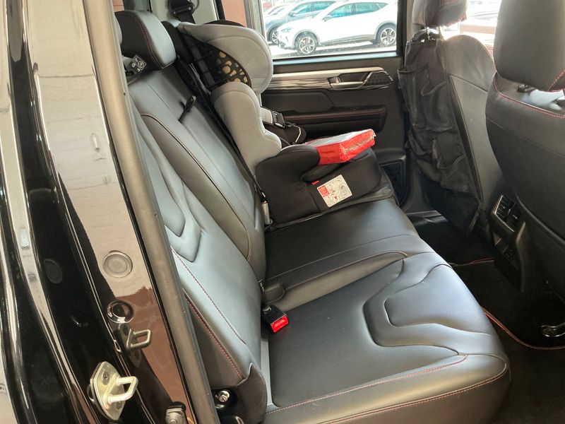 Mitsubishi L 200 2.4 DI-D Edition 100 Doppelkabine 4WD 2023 – снимка 27