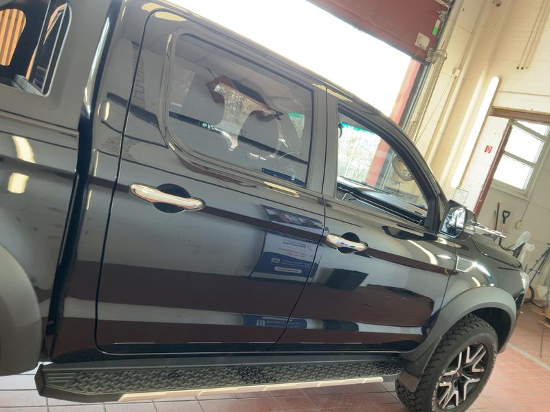 Mitsubishi L 200 2.4 DI-D Edition 100 Doppelkabine 4WD 2023 – снимка 10