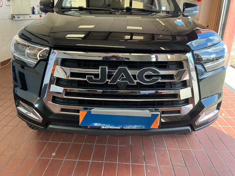 Mitsubishi L 200 2.4 DI-D Edition 100 Doppelkabine 4WD 2023 – снимка 31