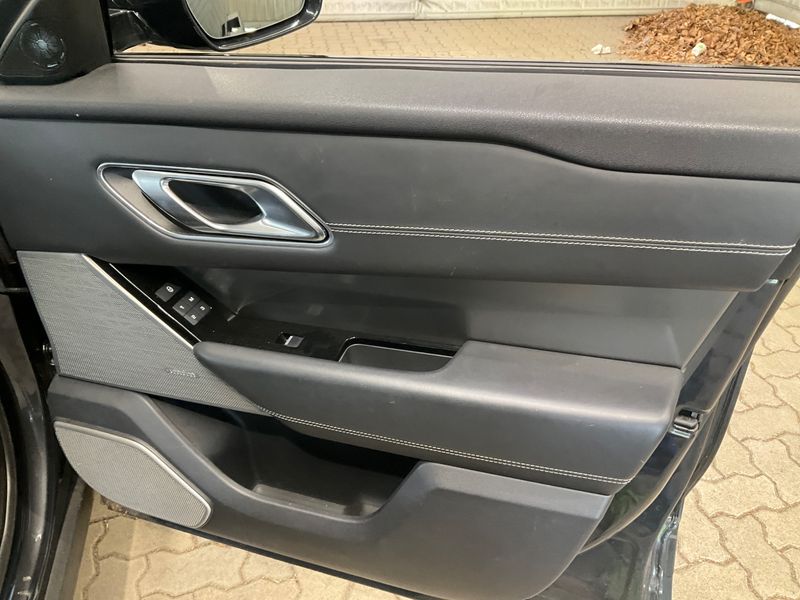 Land Rover Range Rover Velar 3.0 V6 Diesel HSE 2017 – снимка 31