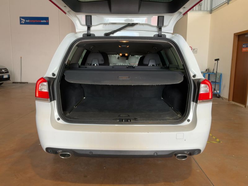 Volvo V70 2.0 D4 Polar 2014 – снимка 15