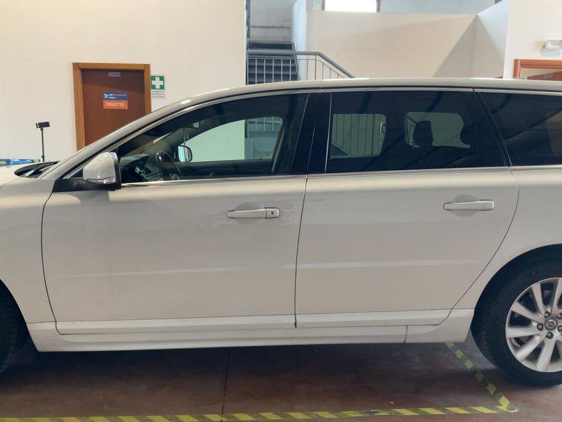 Volvo V70 2.0 D4 Polar 2014 – снимка 4