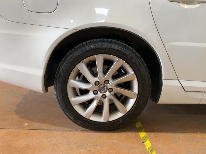 Volvo V70 2.0 D4 Polar 2014 – снимка 9