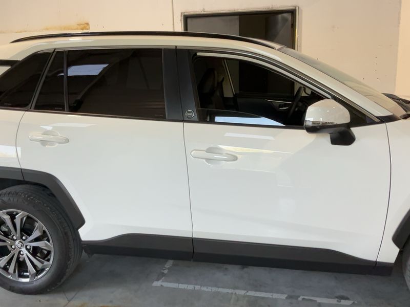 Toyota RAV 4 2.5 Hybrid 30 Years 2025 – снимка 10