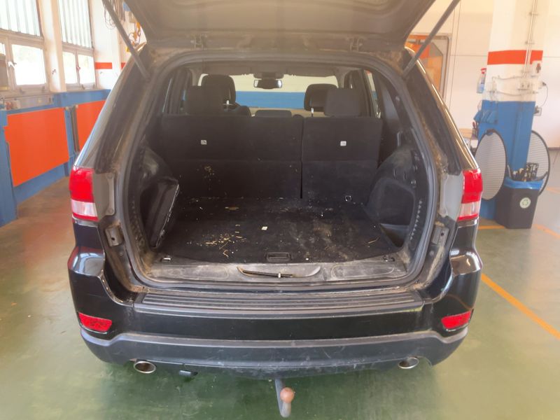 Jeep Grand Cherokee 3.0 CRD Laredo 2013 – снимка 15