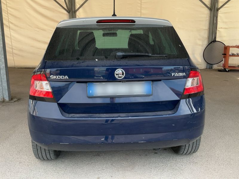 Skoda Fabia 1.0 MPI Ambition 2018 – снимка 7