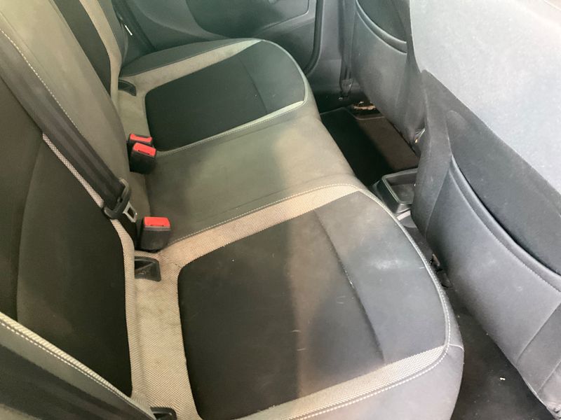 Skoda Fabia 1.0 MPI Ambition 2018 – снимка 37