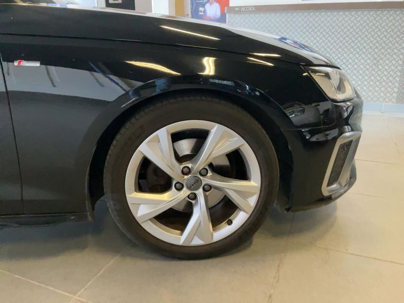 Audi A4 35 TFSI Mild-Hybrid S line 2020 – снимка 11