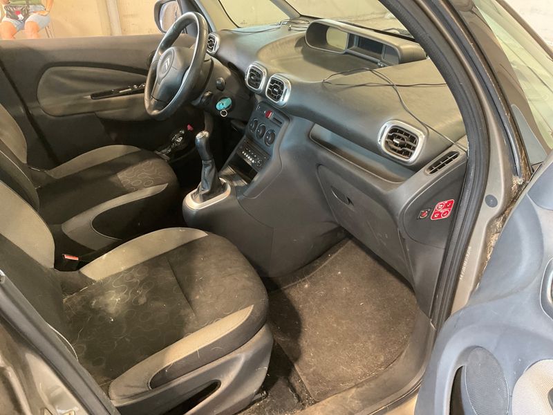 Citroen C3 Picasso 1.4 VTi Benzin / LPG Seduction 2012 – снимка 3