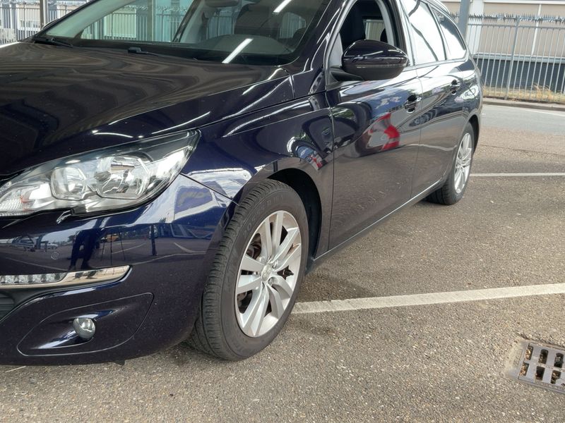 Peugeot 308 1.2 PureTech Access Business 2017 – снимка 2