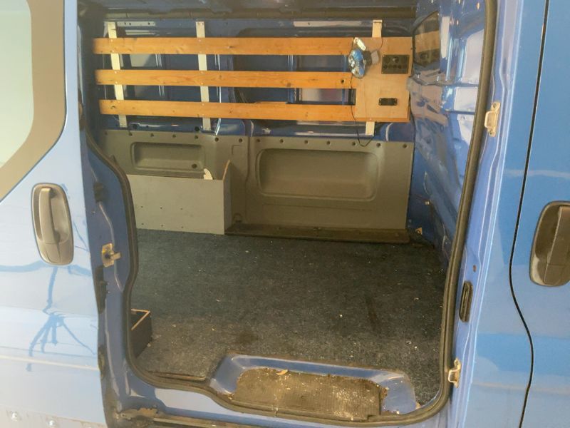 Renault Trafic 2.5 dCi L1H1 2,9t 2011 – снимка 19