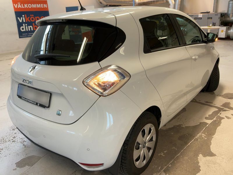 Renault Zoe electric drive 43 kW Intens 2016 – снимка 8
