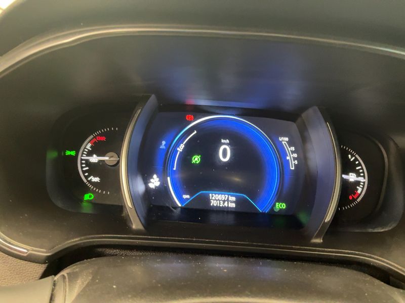 Renault Megane 1.3 TCe Limited 2020 – снимка 18