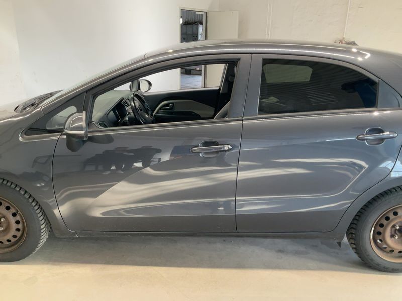Kia Rio 1.4 CRDi Spirit 2015 – снимка 4