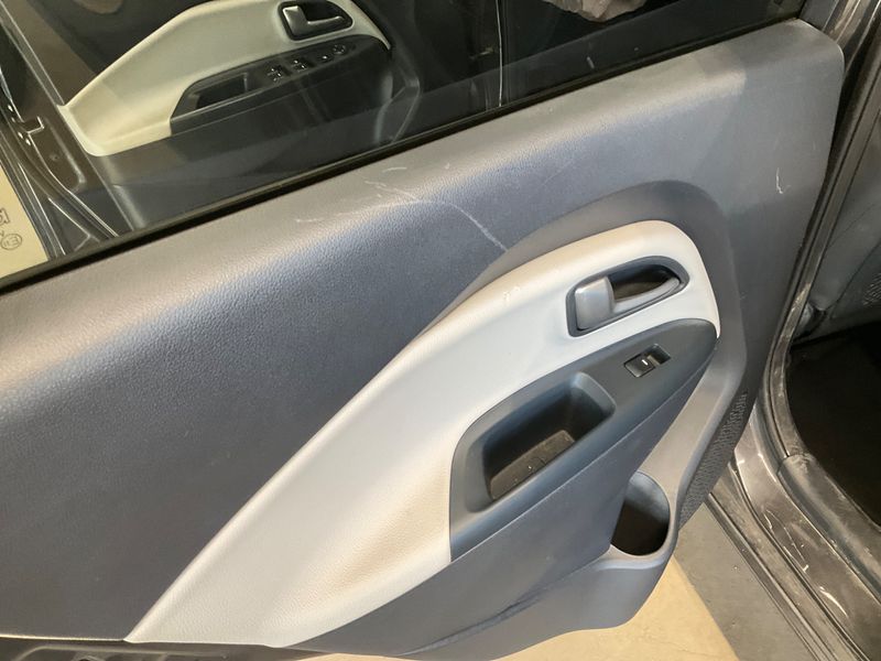 Kia Rio 1.4 CRDi Spirit 2015 – снимка 26