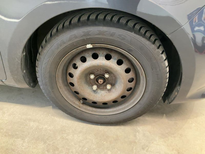 Kia Rio 1.4 CRDi Spirit 2015 – снимка 11