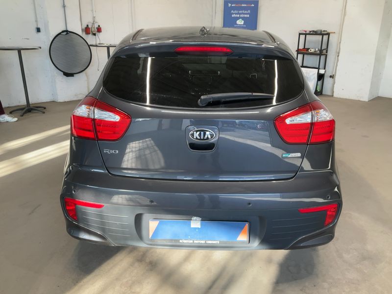 Kia Rio 1.4 CRDi Spirit 2015 – снимка 7