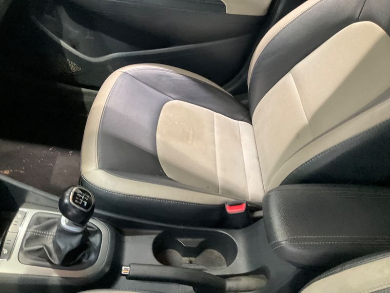 Kia Rio 1.4 CRDi Spirit 2015 – снимка 28