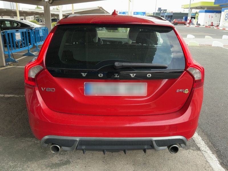 Volvo V60 1.6 D R-Design 2011 – снимка 7