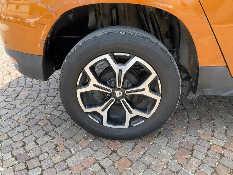 Dacia Duster 1.6 SCe LPG Prestige 2019 – снимка 9