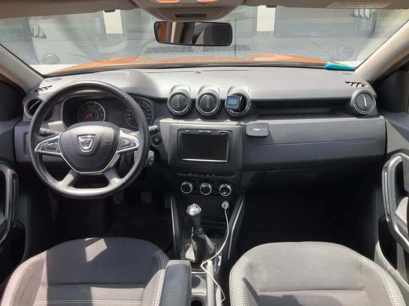 Dacia Duster 1.6 SCe LPG Prestige 2019 – снимка 17