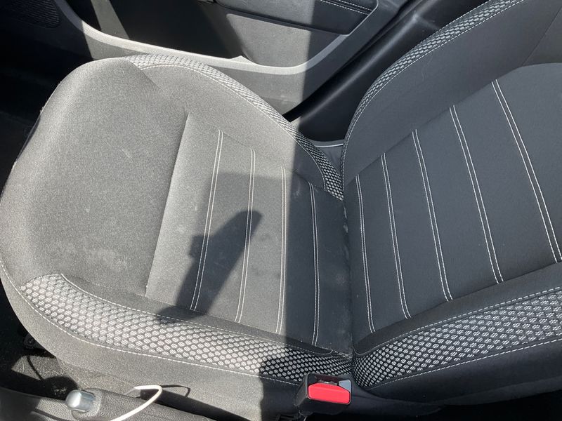 Dacia Duster 1.6 SCe LPG Prestige 2019 – снимка 23