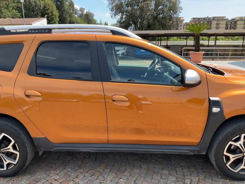 Dacia Duster 1.6 SCe LPG Prestige 2019 – снимка 10