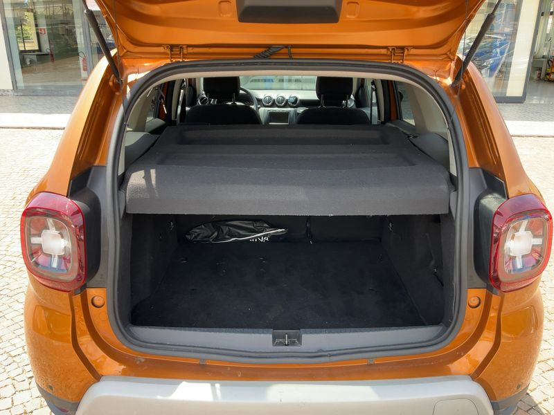 Dacia Duster 1.6 SCe LPG Prestige 2019 – снимка 15