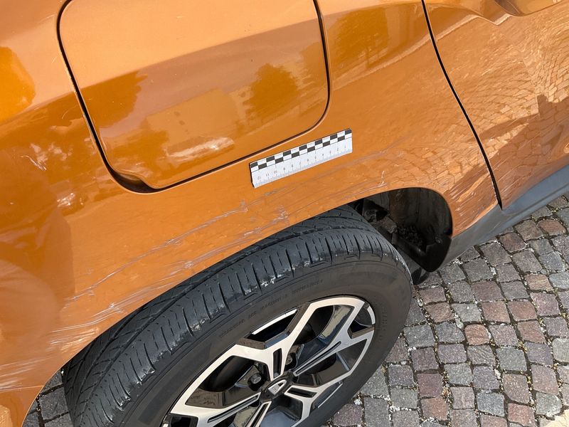 Dacia Duster 1.6 SCe LPG Prestige 2019 – снимка 21