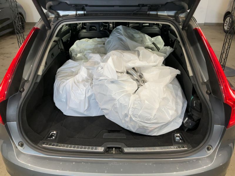 Volvo V90 2.0 D4 Momentum 2018 – снимка 16