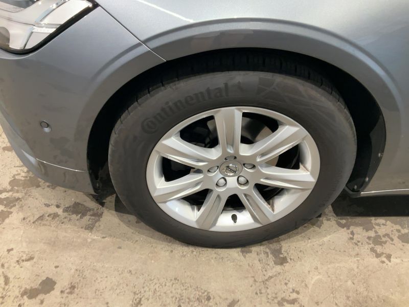 Volvo V90 2.0 D4 Momentum 2018 – снимка 3