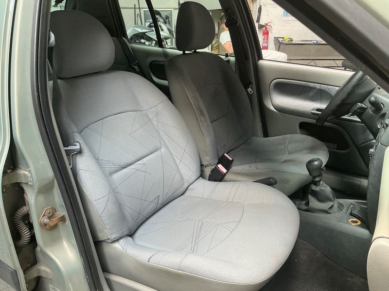 Renault Clio 1.5 dCi Expression 2003 – снимка 3