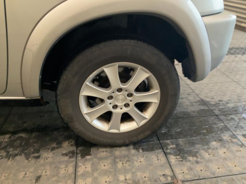 Toyota RAV 4 2.0 Sol 2005 – снимка 5