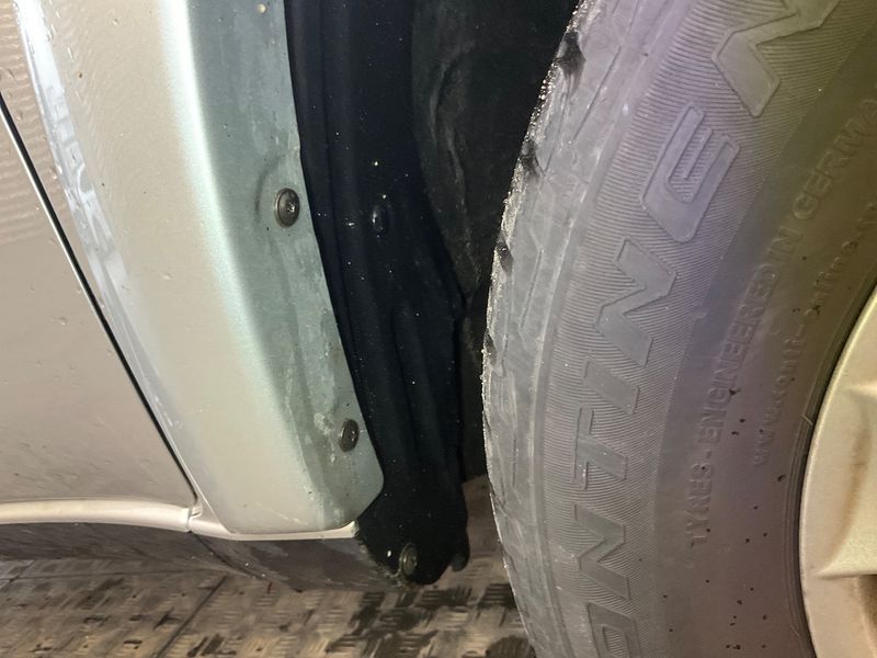Toyota RAV 4 2.0 Sol 2005 – снимка 21